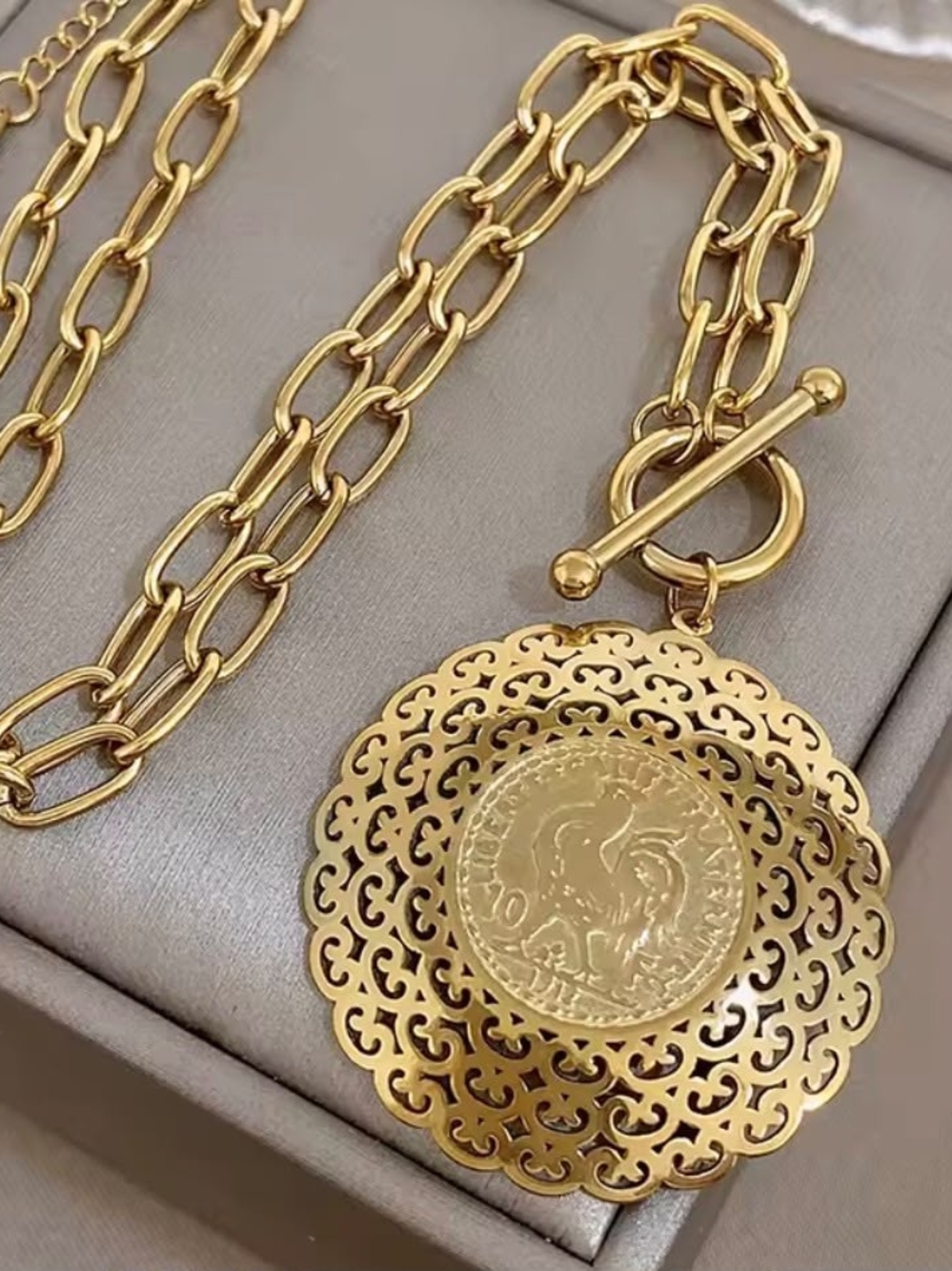 Gold Filigree Coin Pendant Chain Necklace - Picture 5 of 7